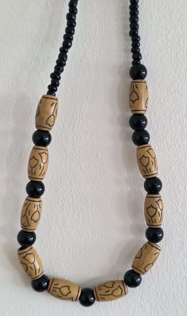 Beaded necklace